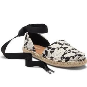 Toms Katalina Embroidered Espadrilles Flats WMNS 7.5 Black White Floral d'Orsay